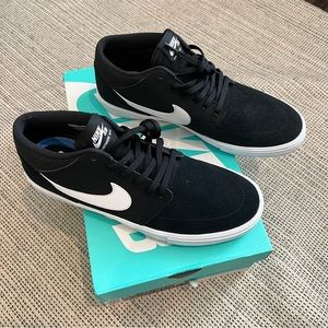 Nike SB Portmore II Solar Mid